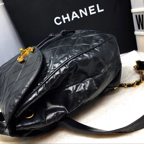 CHANEL VINTAGE BACKPACK - Picture 5 of 15
